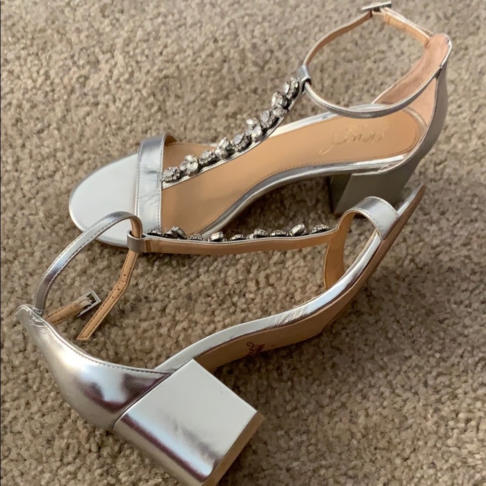 Badgley Mischka blocks heels